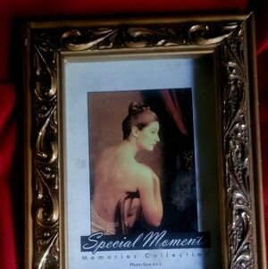 Special Moments Elegant Gold Frame